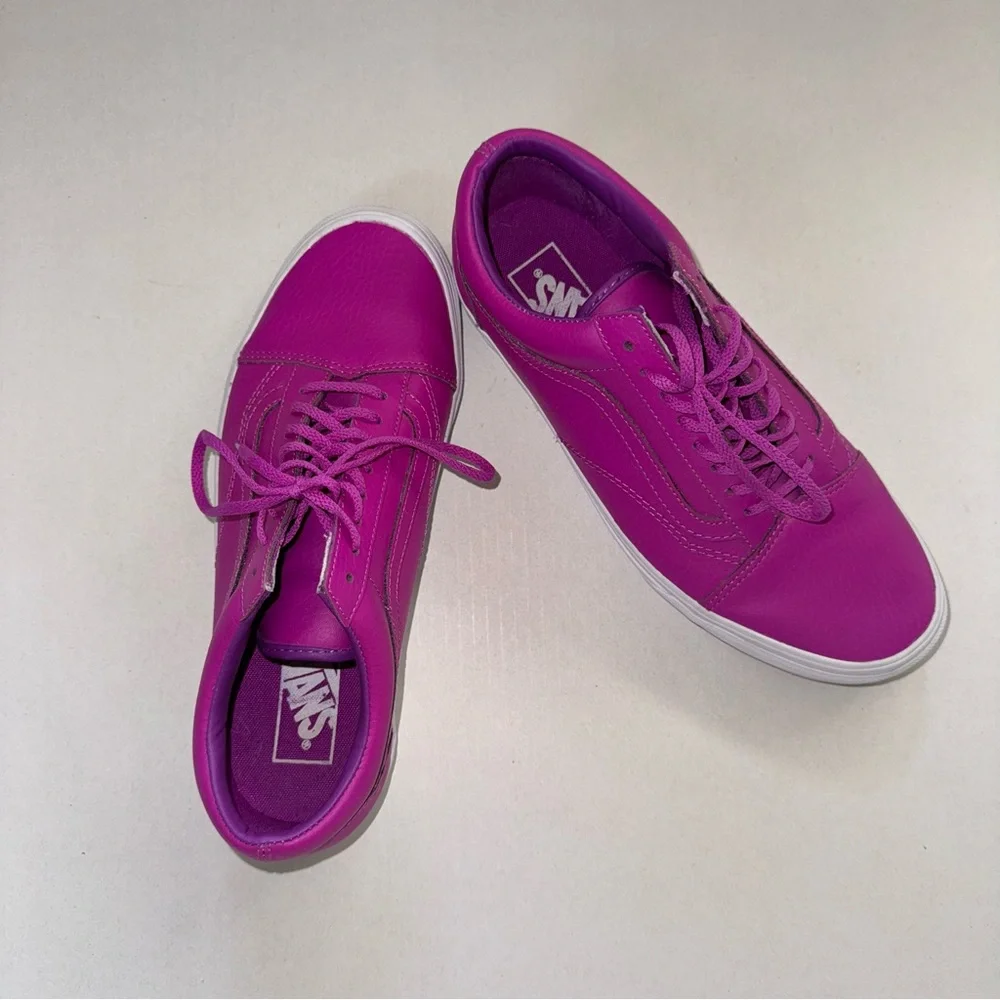 Vans Leather Old Skool Women's Fuchsia Sneakers - Picture 9 of 13